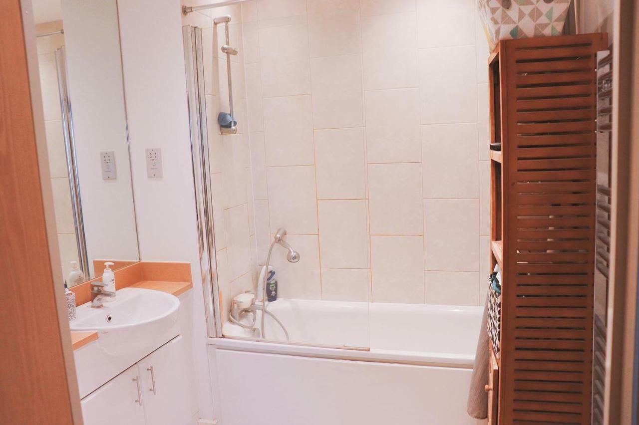 Premium Waterside Apartment Londres Extérieur photo